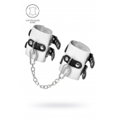 Бело-черные наручники с двумя ремешками и люверсами - Pecado - купить с доставкой в Петрозаводске