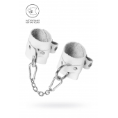 Белые мягкие кожаные наручники с люверсами - Pecado - купить с доставкой в Петрозаводске