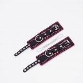 Черно-розовые кожаные наручники с розовой строчкой - Crazy Handmade - купить с доставкой в Петрозаводске