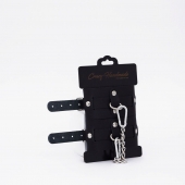 Черные кожаные оковы с хромированной фурнитурой - Crazy Handmade - купить с доставкой в Петрозаводске