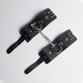 Черные кожаные наручники с красной строчкой - Crazy Handmade - купить с доставкой в Петрозаводске