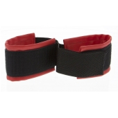 Полиуретановые манжеты для фиксации рук вместе Bound Together Wrist Restraints - Blush Novelties - купить с доставкой в Петрозаводске