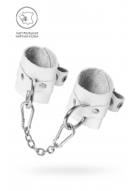 Белые мягкие кожаные наручники с люверсами - Pecado - купить с доставкой в Петрозаводске