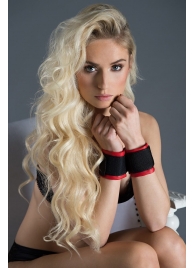 Полиуретановые манжеты для фиксации рук вместе Bound Together Wrist Restraints - Blush Novelties - купить с доставкой в Петрозаводске