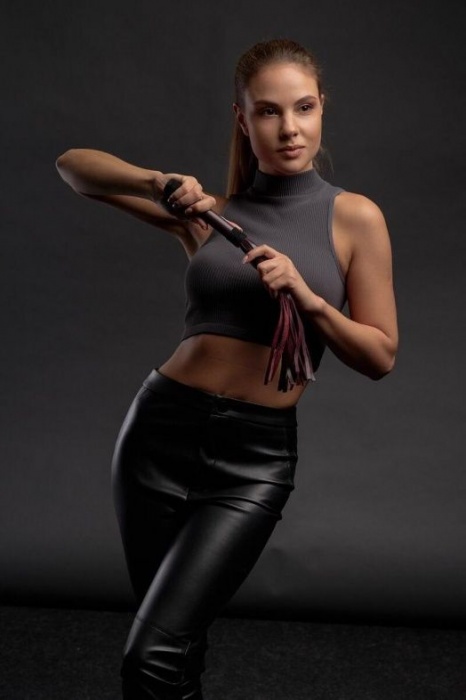 Бордовая плеть Ladys Arsenal с гладкой ручкой - 45 см. - БДСМ Арсенал - купить с доставкой в Петрозаводске