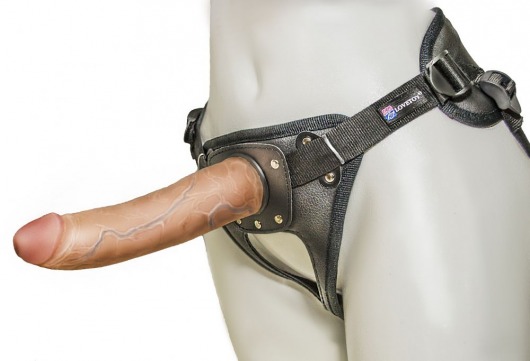 Насадка-фаллоимитатор на кожаных трусиках Harness Ultra Realistic 7  - 18 см. - LOVETOY (А-Полимер) - купить с доставкой в Петрозаводске