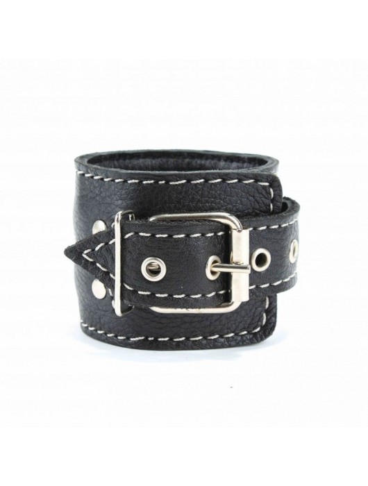 Чёрные кожаные наручники с крупной строчкой - БДСМ Арсенал - купить с доставкой в Петрозаводске